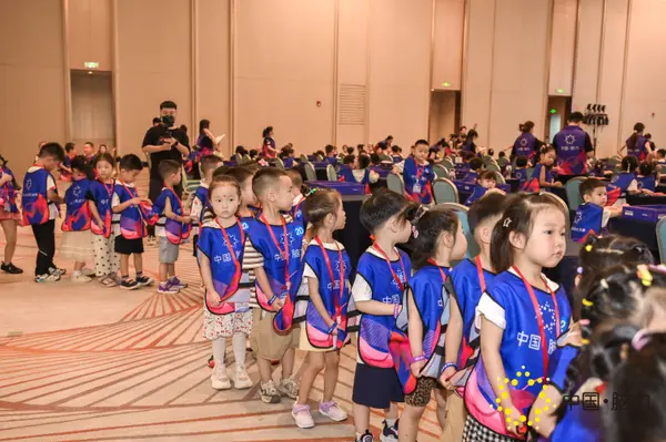 FCG_7087__64426040.jpg