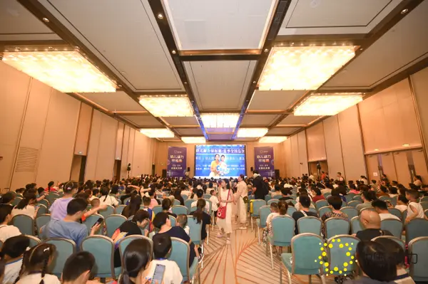 FCG_7827__77436426.jpg
