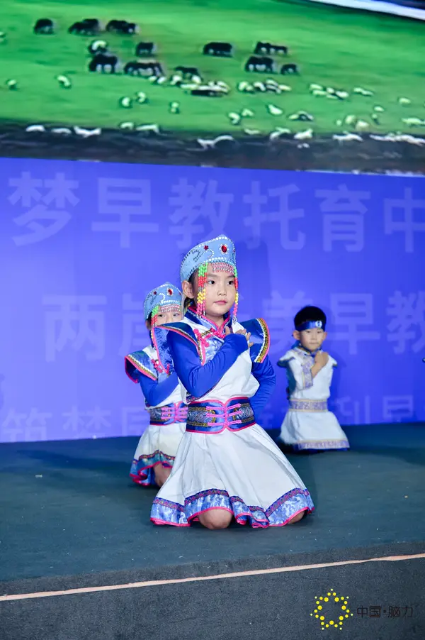 DSC_2819__49048403.jpg